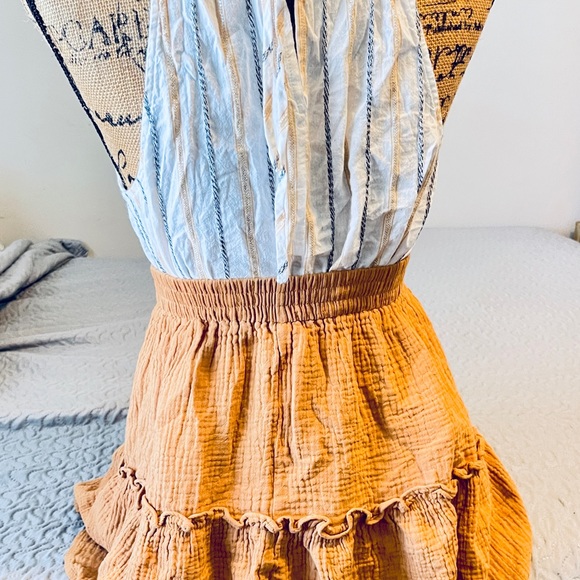 Separate Pieces- Skirt and Tank! - Picture 3 of 6